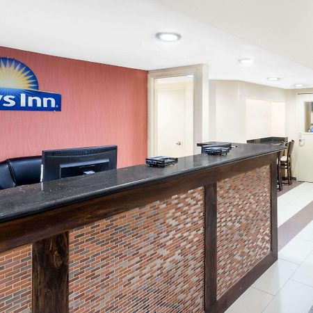 Days Inn By Wyndham Geneva/Finger Lakes Eksteriør billede