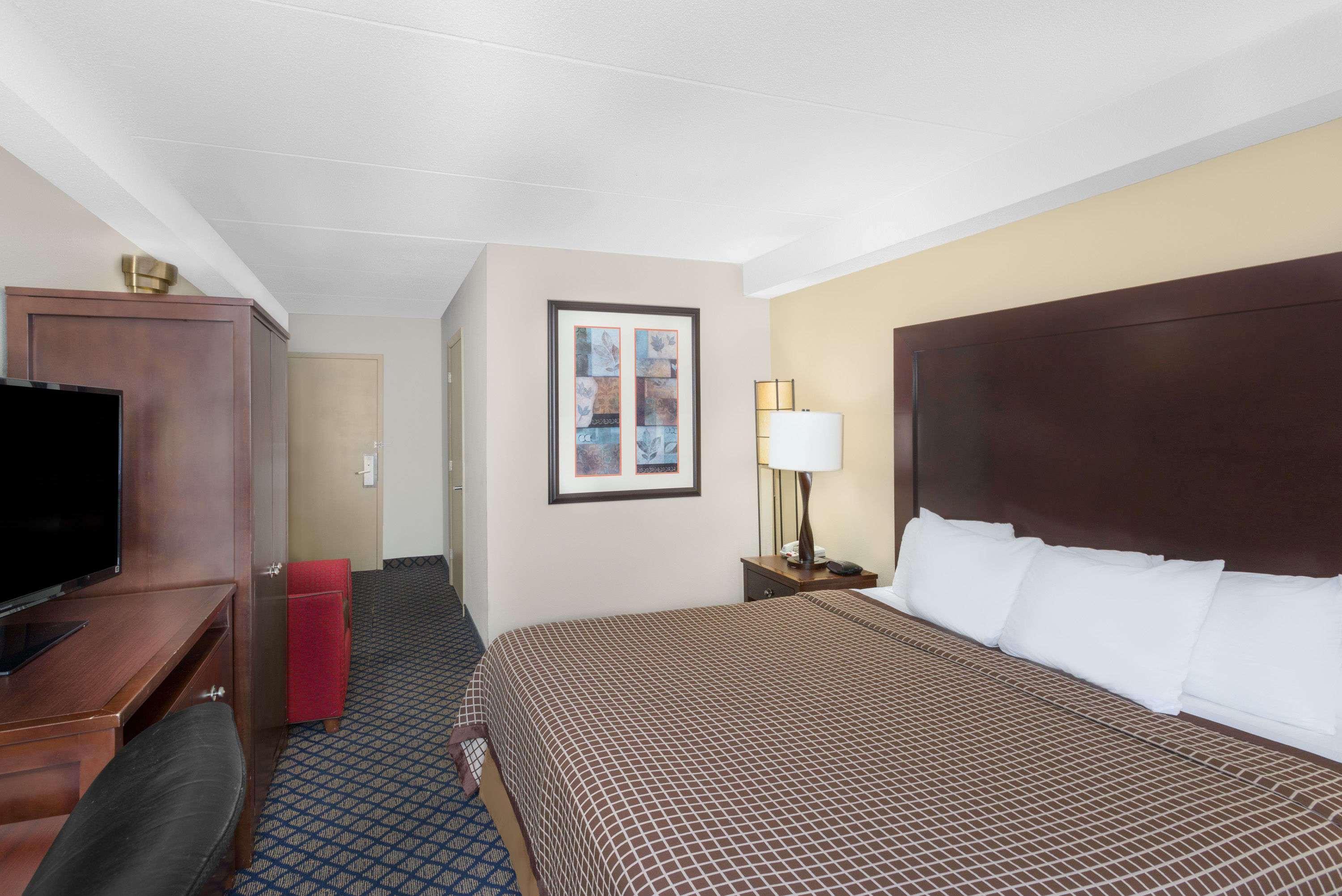 Days Inn By Wyndham Geneva/Finger Lakes Eksteriør billede